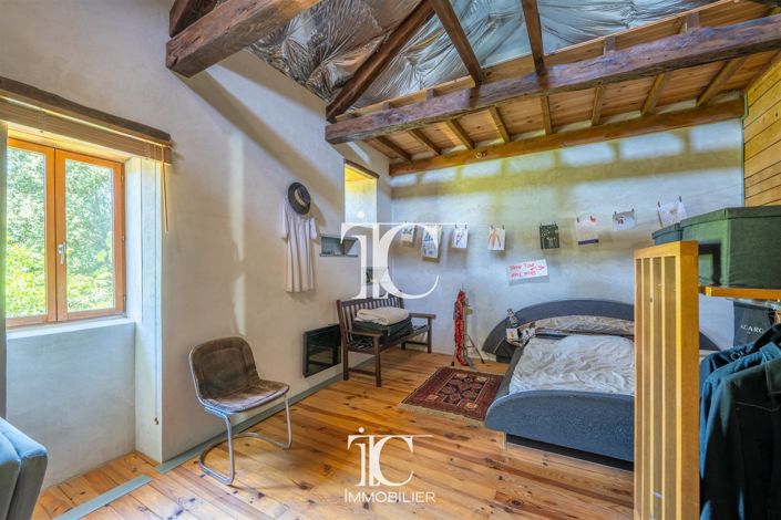 Image No.10-2 Bed House for sale