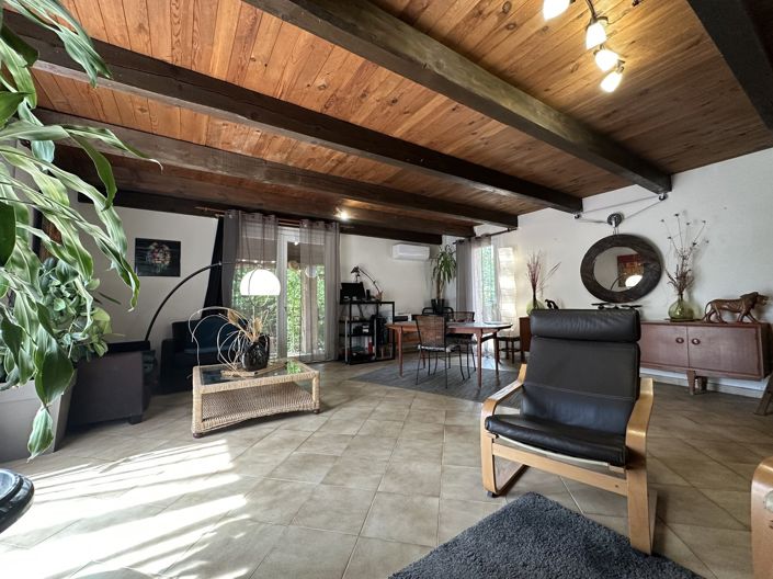 Image No.9-3 Bed House for sale