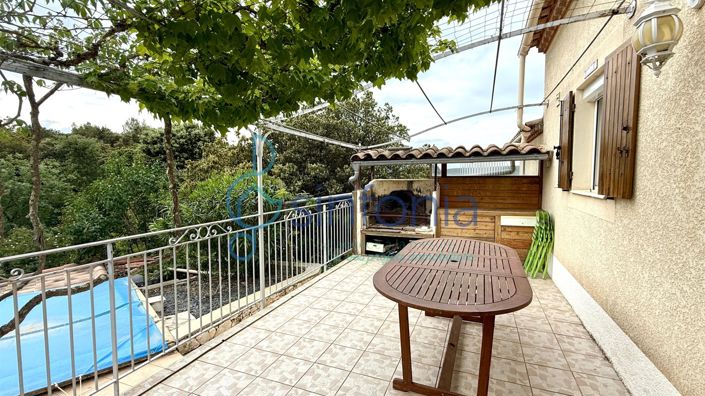 Image No.10-2 Bed House for sale
