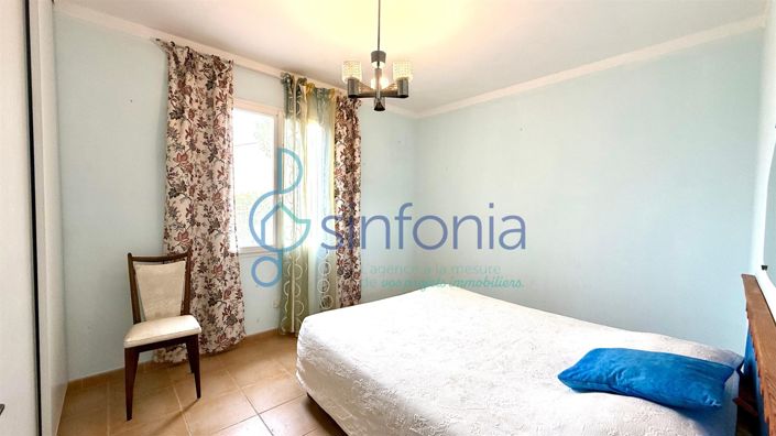 Image No.6-2 Bed House for sale