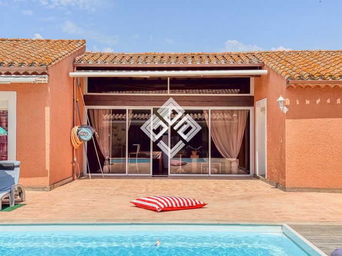 Image No.15-8 Bed House for sale