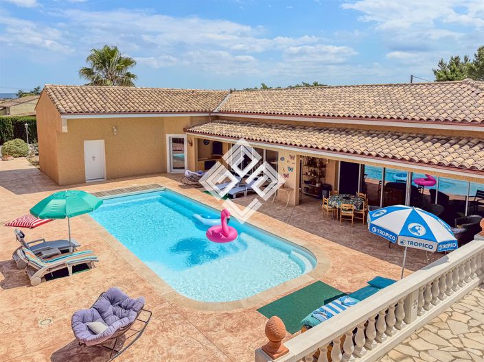 Image No.28-8 Bed House for sale