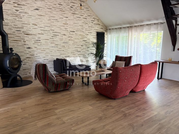 Image No.6-4 Bed House for sale