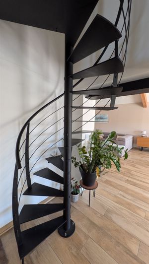 Image No.14-7 Bed House for sale