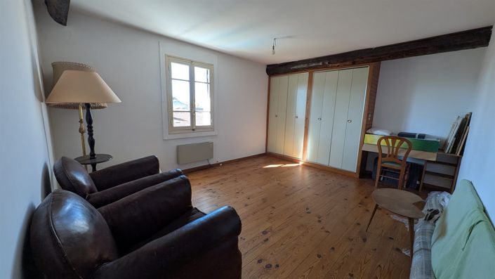 Image No.9-4 Bed House for sale
