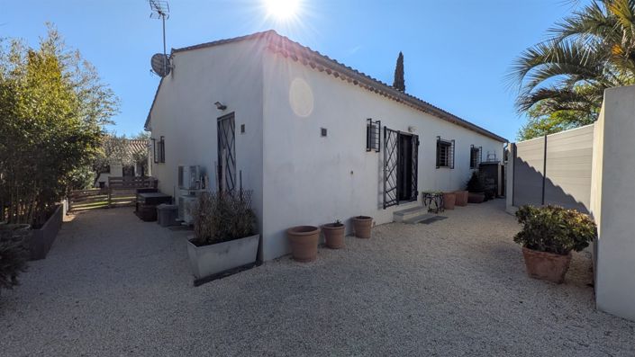 Image No.16-3 Bed House for sale