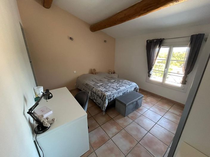 Image No.12-6 Bed House for sale