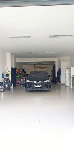 Image No.8-3 Bed House for sale