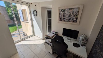 azqexmcg1h0k6eba10