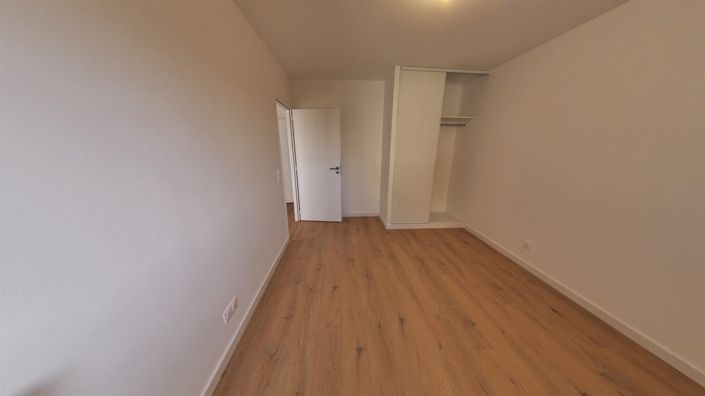 Image No.4-Appartement de 1 chambre à vendre à La Rochelle