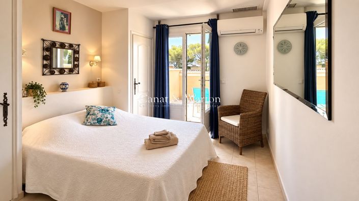 Image No.11-4 Bed House for sale