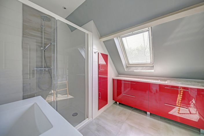 Image No.12-4 Bed House for sale