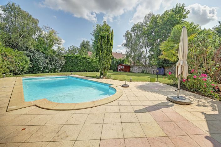 Image No.3-4 Bed House for sale