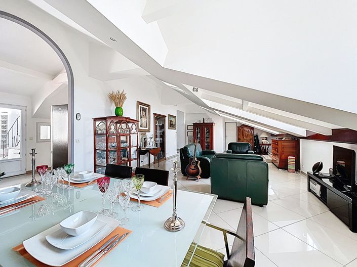 Image No.5-3 Bed Apartment for sale
