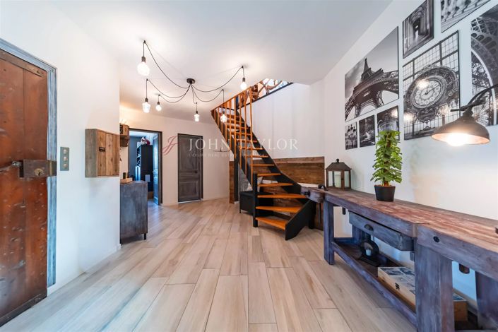 Image No.13-5 Bed House for sale