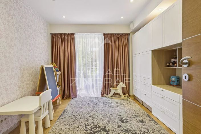 Image No.7-4 Bed Apartment for sale