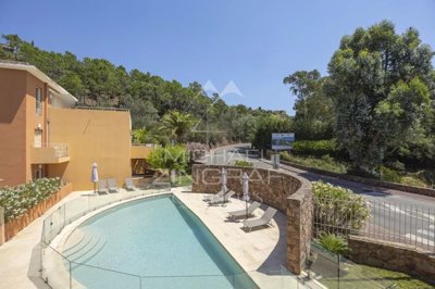 aqp09g17zh9ou4k59