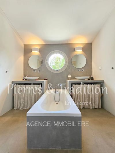 Image No.9-6 Bed House for sale