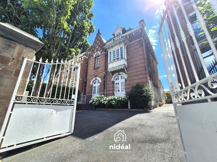 Image No.2-4 Bed House for sale
