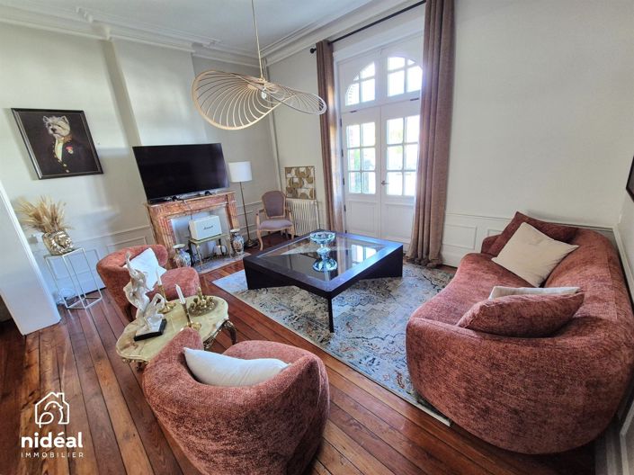 Image No.6-4 Bed House for sale