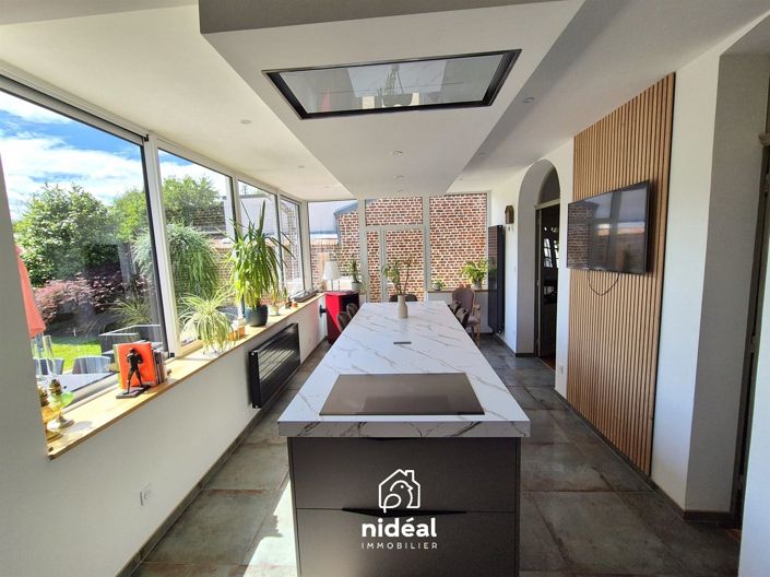 Image No.9-4 Bed House for sale