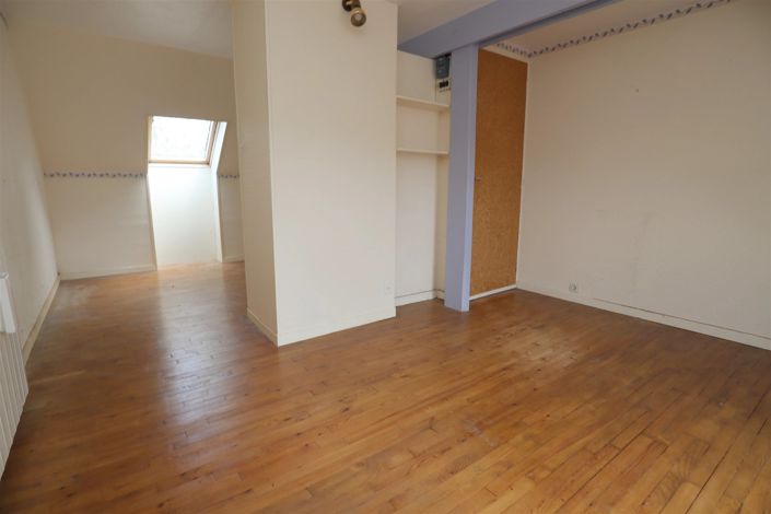 Image No.15-2 Bed House for sale