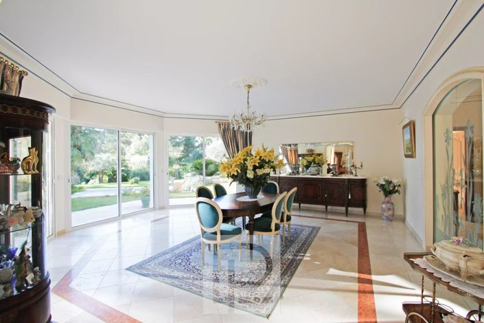 Image No.5-4 Bed House for sale