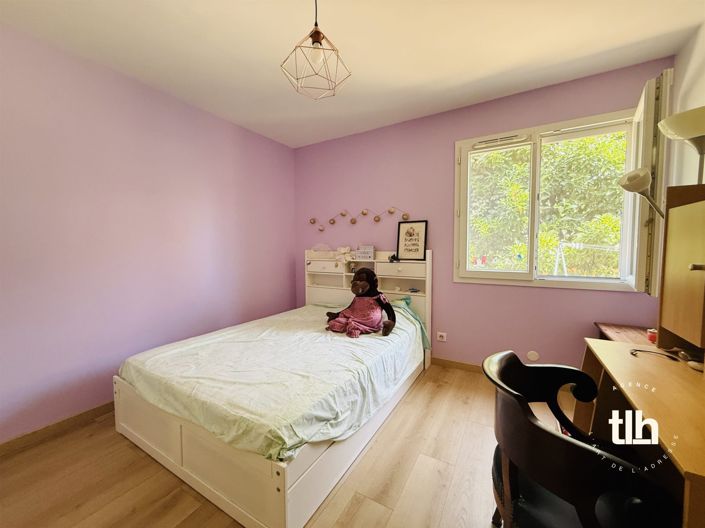 Image No.13-4 Bed House for sale