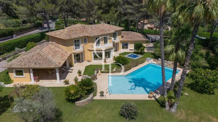 Image No.2-Maison de 4 chambres à vendre à Mougins