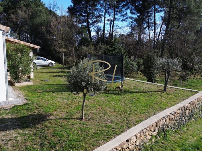 Image No.10-3 Bed House for sale