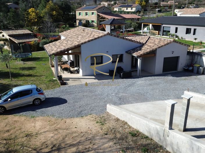 Image No.12-3 Bed House for sale