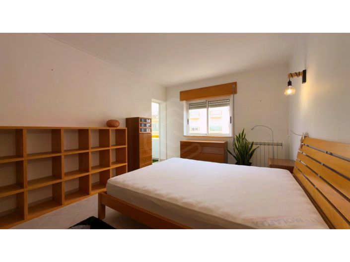Image No.24-4 Bed Apartment for sale