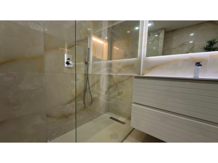 Image No.34-4 Bed Apartment for sale