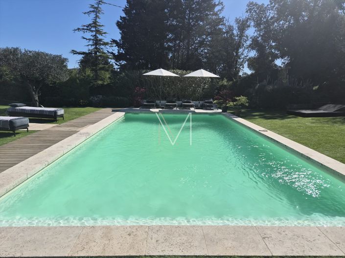Image No.20-6 Bed House for sale