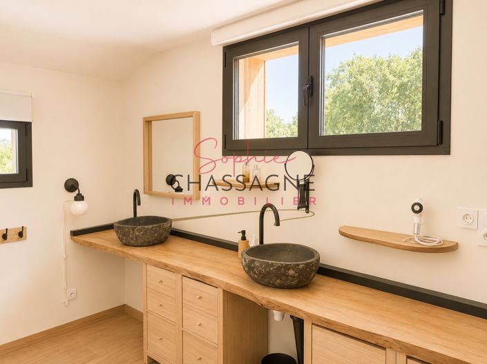 Image No.21-5 Bed House for sale