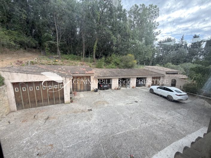 Image No.18-6 Bed House for sale