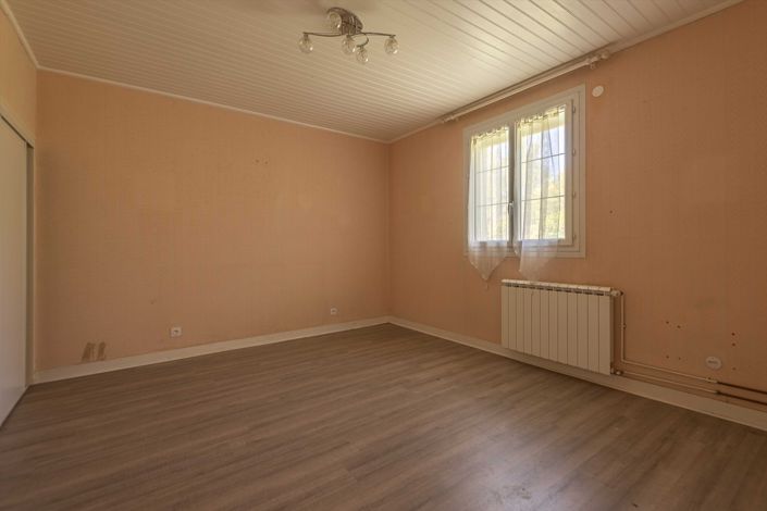Image No.13-4 Bed House for sale