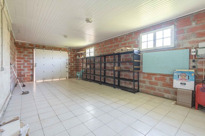 Image No.14-4 Bed House for sale
