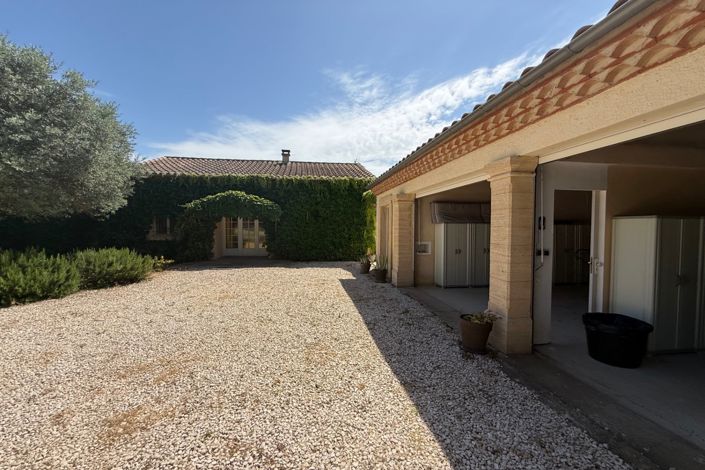Image No.9-3 Bed House for sale
