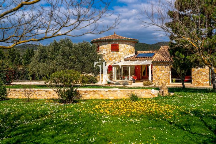 Image No.24-3 Bed House for sale