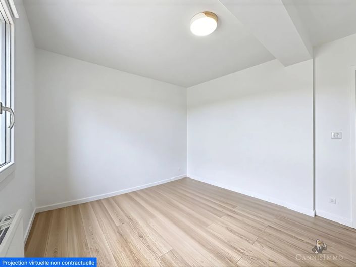 Image No.13-4 Bed House for sale