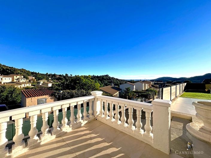 Image No.9-4 Bed House for sale