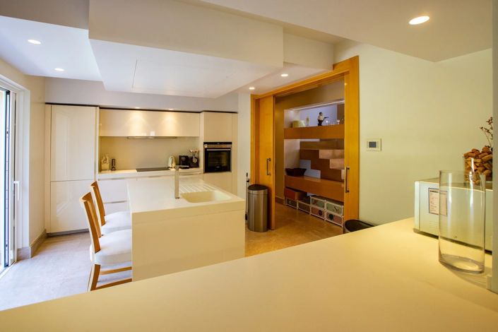 Image No.5-5 Bed House for sale