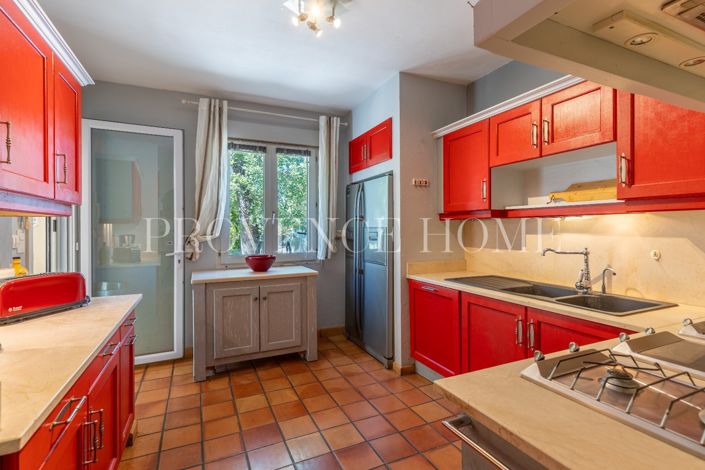 Image No.5-3 Bed House for sale