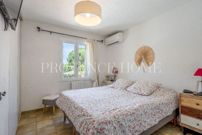 Image No.12-3 Bed House for sale