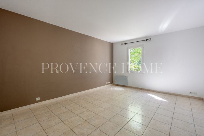 Image No.13-3 Bed House for sale