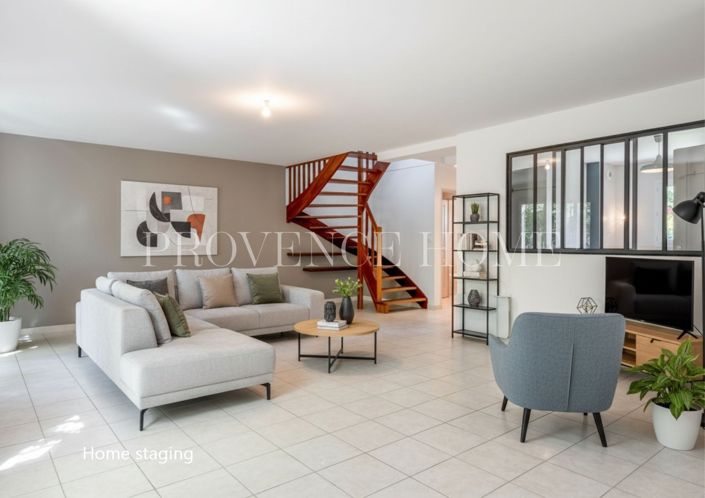 Image No.3-3 Bed House for sale