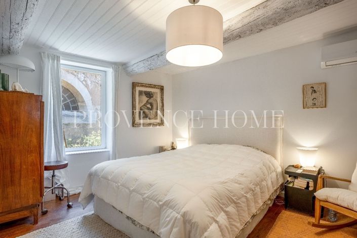 Image No.12-2 Bed House for sale