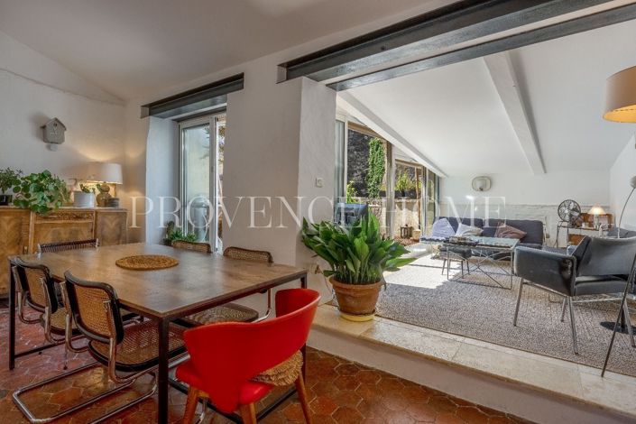 Image No.5-2 Bed House for sale