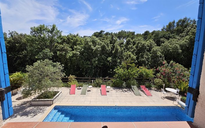 Image No.8-7 Bed House for sale